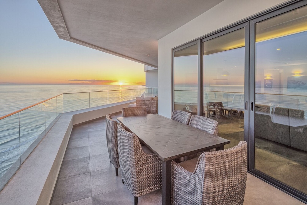 Luxury New Oceanfront Condo 5Br Sleeps 12 — 4-Star Luxury Hotel in Puerto Penasco, Mexico