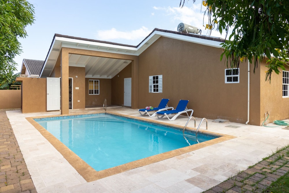 Lot 40 Draxhall in Saint Ann's Bay, Jamaica