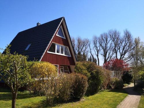 Arche - carbon neutral hotel in Unknown City