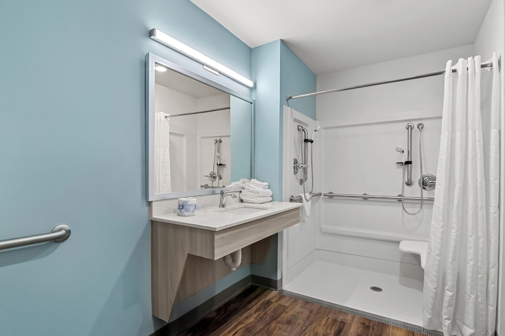 Woodspring Suites Newington Hartford South - photo 21