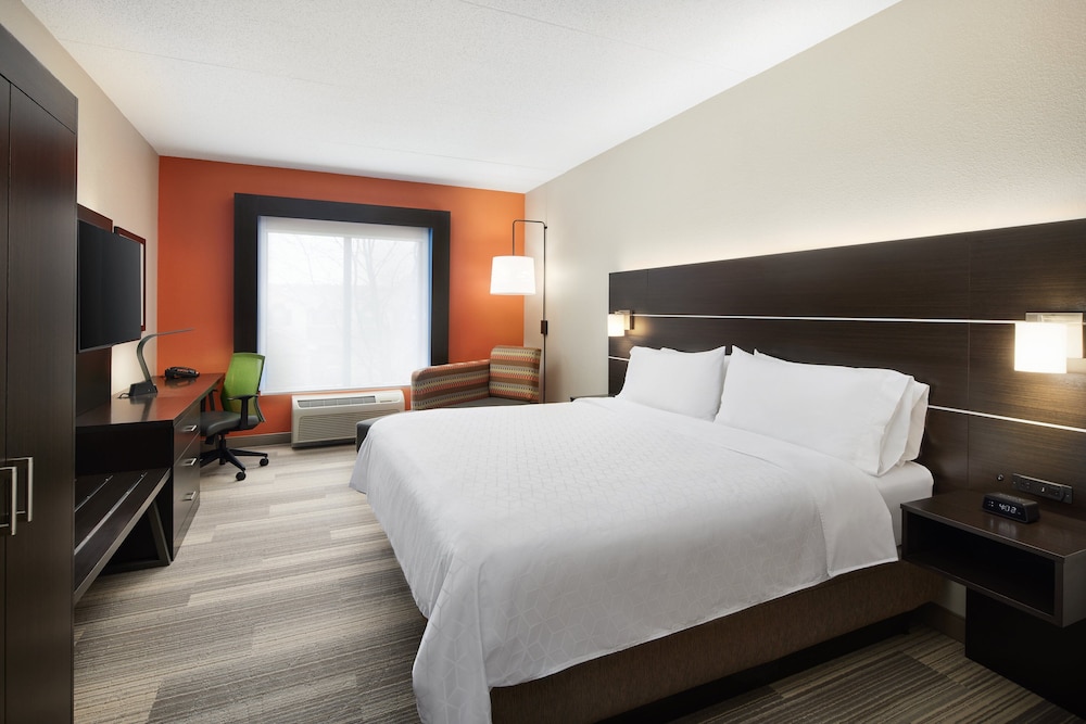 Holiday Inn Express & Suites Seymour by IHG - photo 10