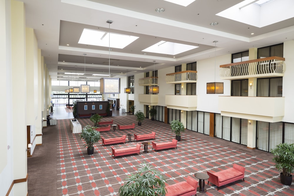 Ontario Airport Hotel & Conference Center - photo 31
