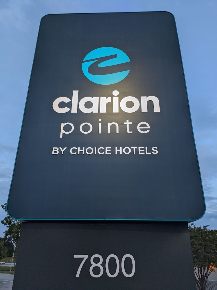 Clarion Pointe Greensboro Airport - photo 52
