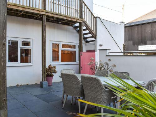 The Courtyard — 4-Star Luxury Hotel in Salcombe, United Kingdom