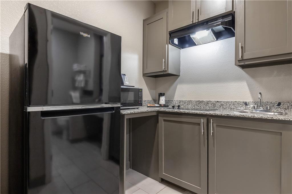 SureStay Plus Hotel by Best Western Ada - photo 17