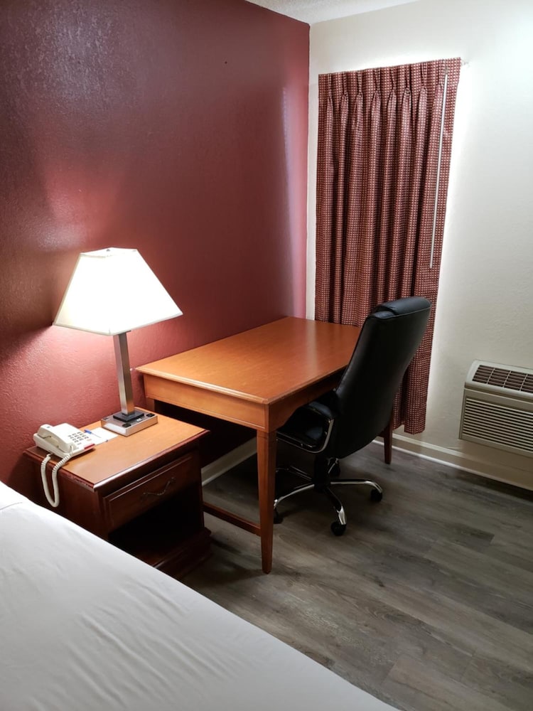 Travel Inn Buford Mall of Georgia - photo 13