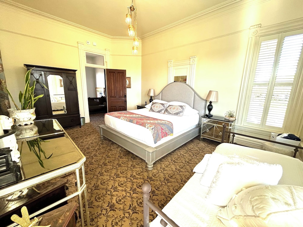 The Pinc - photo 33
