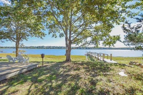 Fish or boat directly off our shared dock — 4-Star Luxury Hotel in Eastham, United States