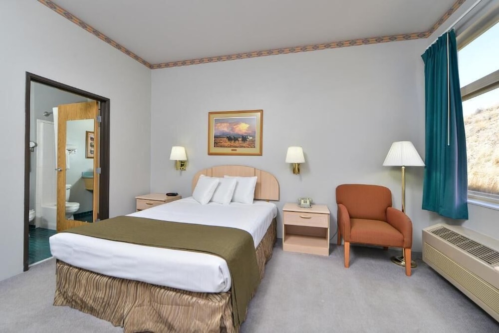 West Star Hotel - photo 11