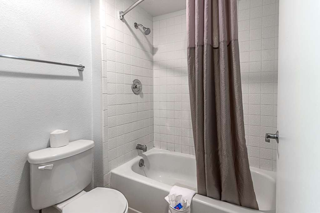 Motel 6 Fresno CA - photo 23