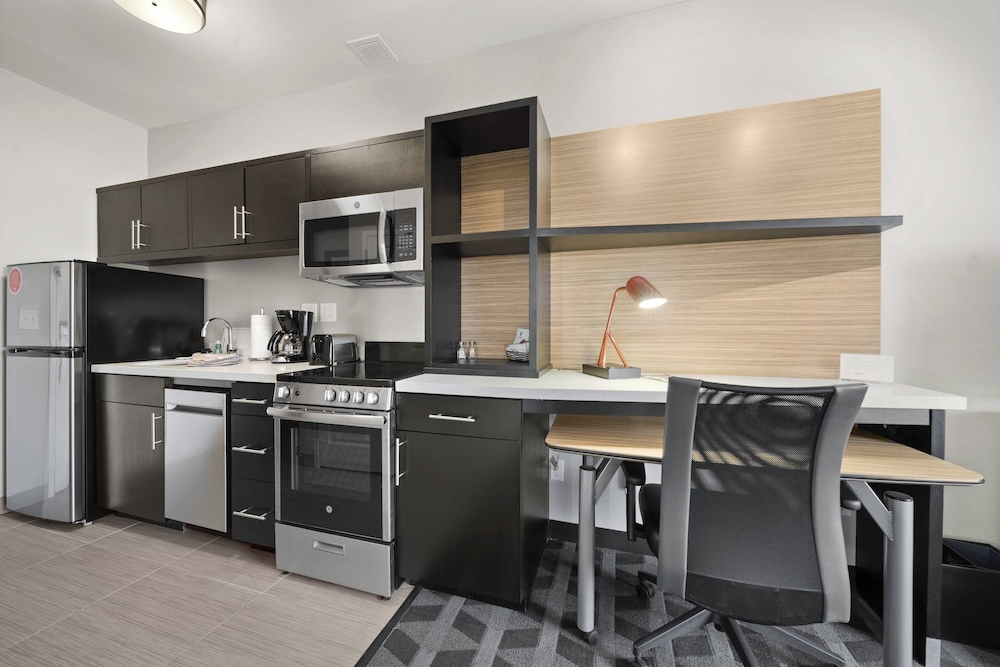 TownePlace Suites by Marriott Waco Northeast - photo 11