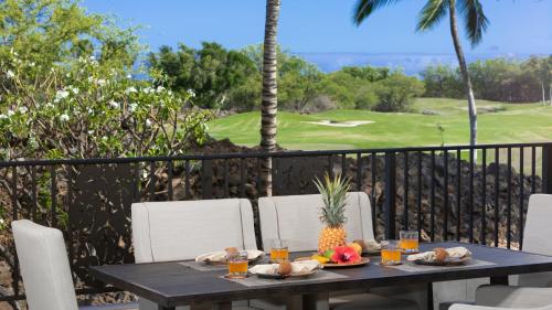 PiH HAWAII ROMA Golf Course Sunset Mountain View Bikes and Beach Gear — 4-Star Luxury Hotel in Waikoloa, United States