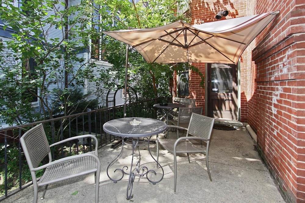 Old Northside Bed & Breakfast - photo 17