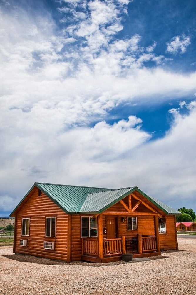 Bryce Country Cabins - photo 81