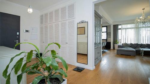 Superior 2BR Apartment In Vake By Wehost