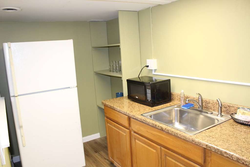 Baymont by Wyndham Front Royal Near Shenandoah National Park - photo 20