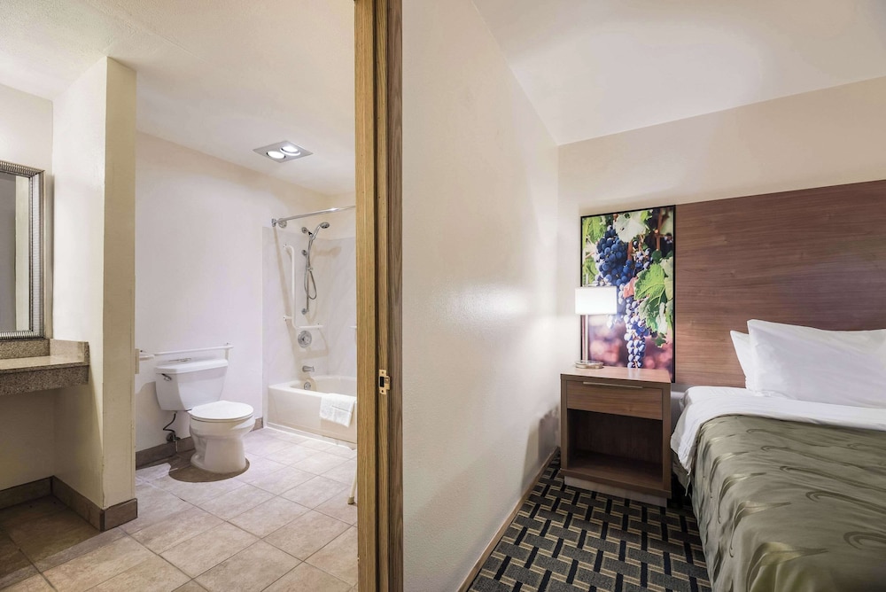 Quality Inn Near Fort Hunter Liggett - photo 16