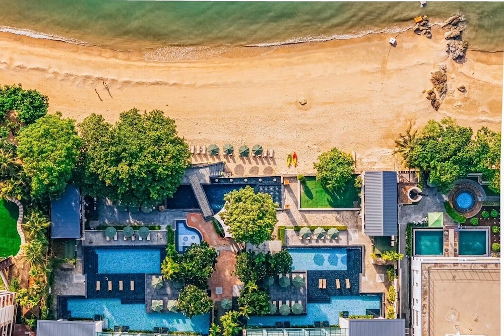 Pattaya Modus Beachfront Resort in Pattaya, Thailand