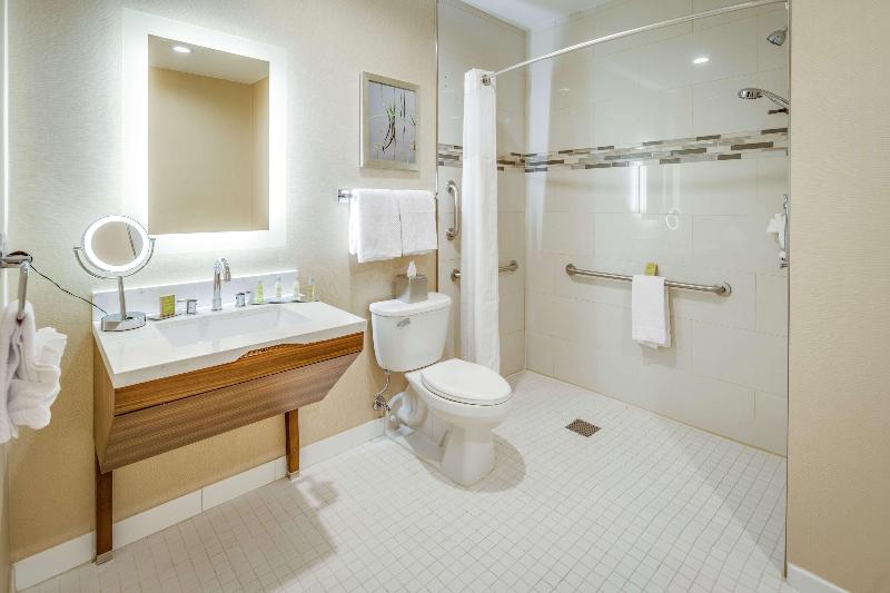 DoubleTree by Hilton Huntington - photo 93