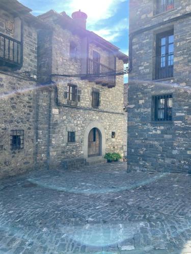 Casa Collao — 4-Star Luxury Hotel in Anso, Spain