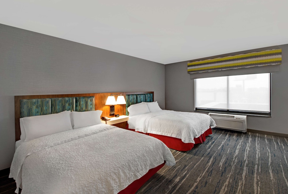 Hampton Inn & Suites Syracuse Dewitt - photo 20