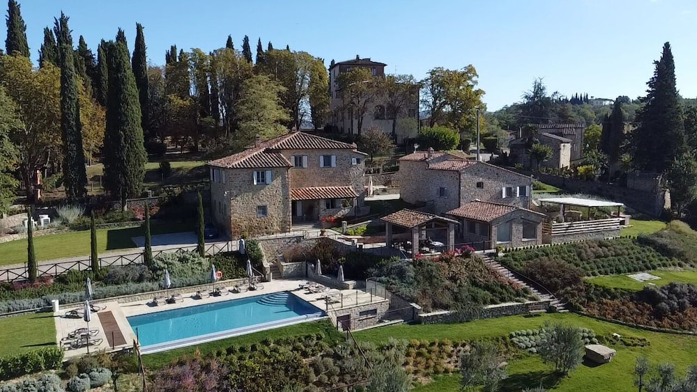 Chimera Tuscany Resort in Arezzo, Italy