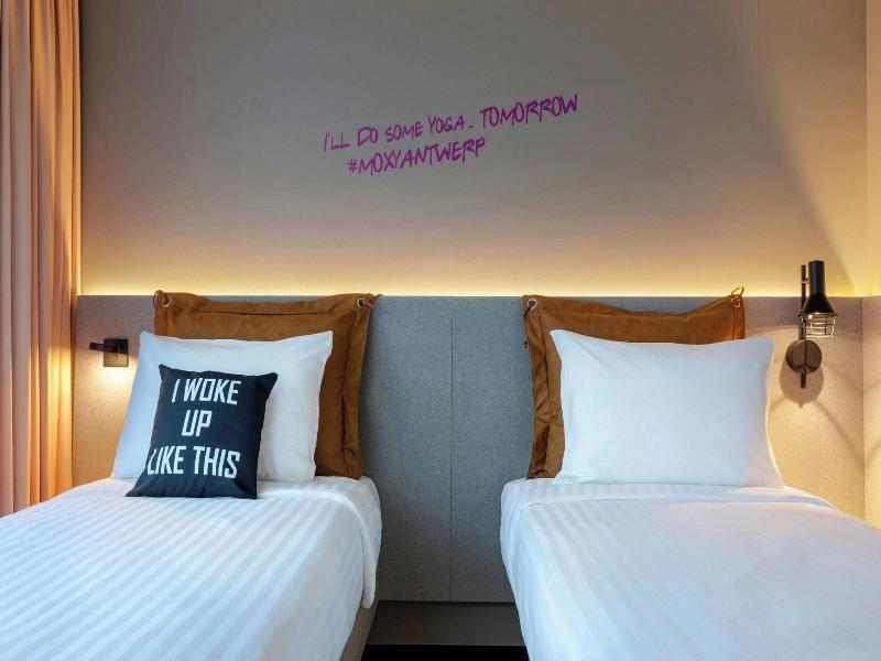 Moxy Antwerp — Antwerpen — photo 2
