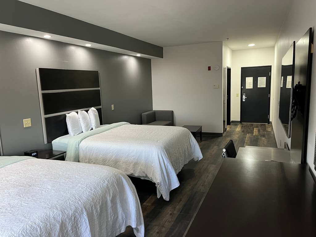 Sonesta Essential Savannah - photo 27