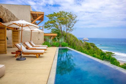 Casa Miguana — 4-Star Luxury Hotel in San Pedro Pochutla, Mexico