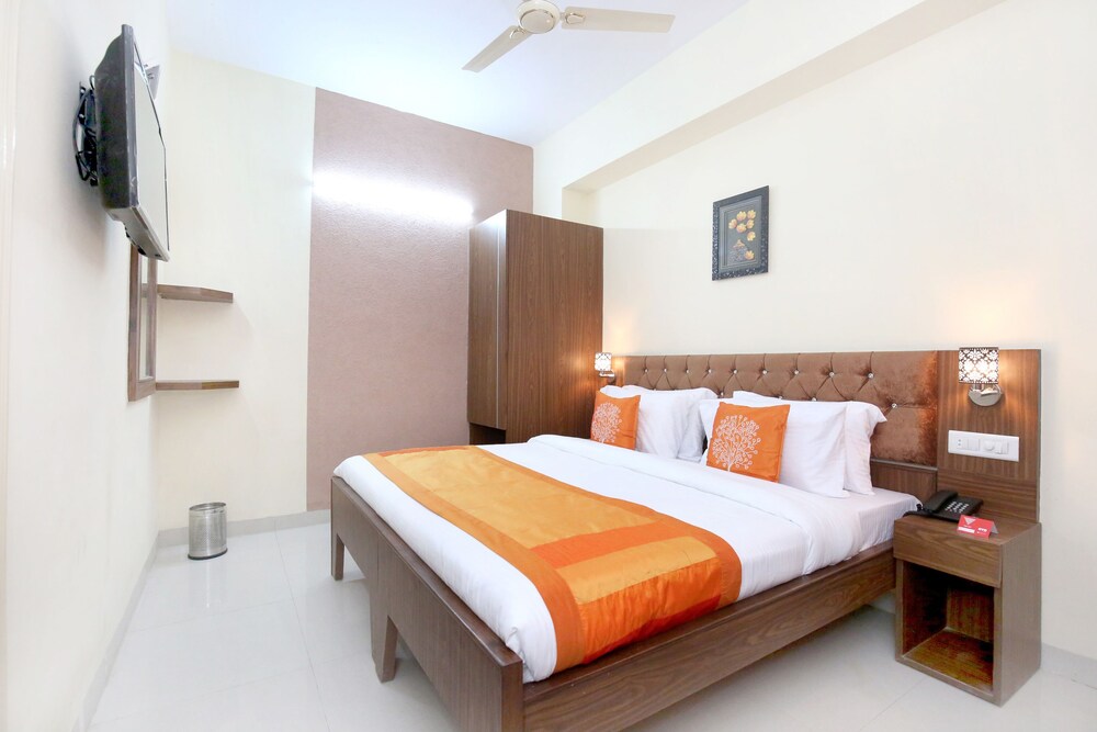 OYO 10891 Hotel Starwood in Kharar, India