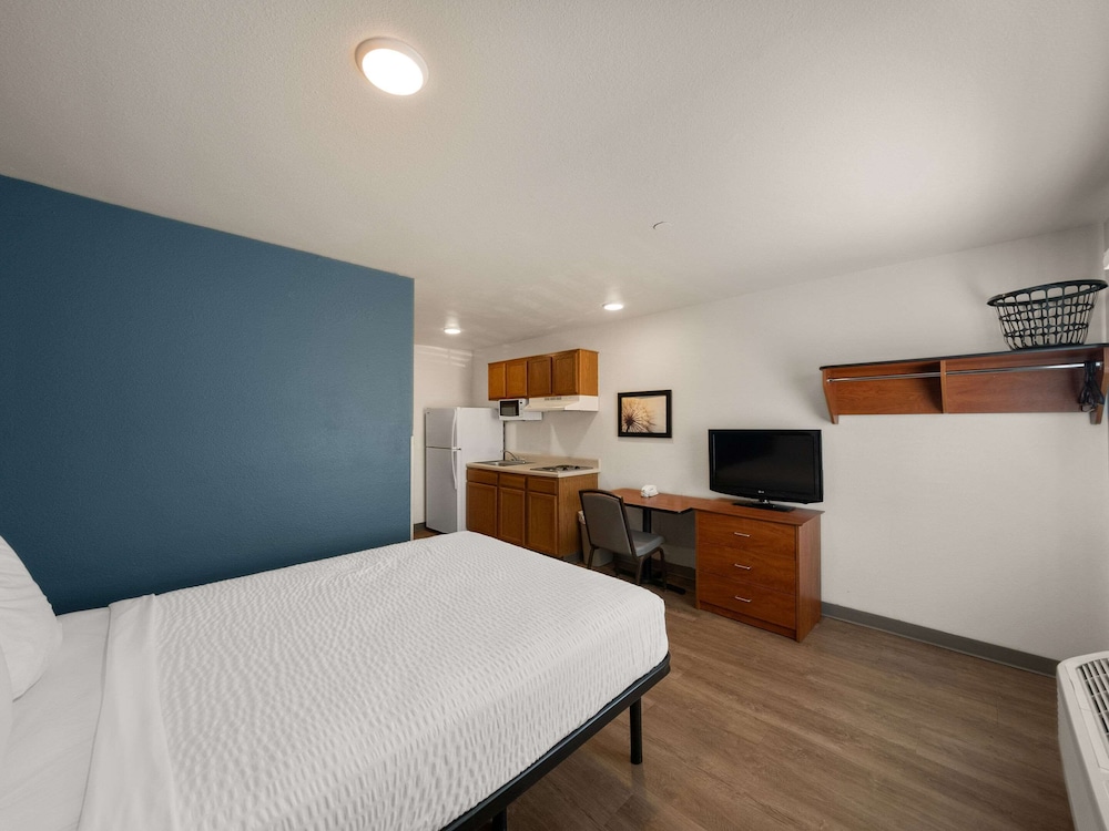 WoodSpring Suites Rockwall East Dallas - photo 22