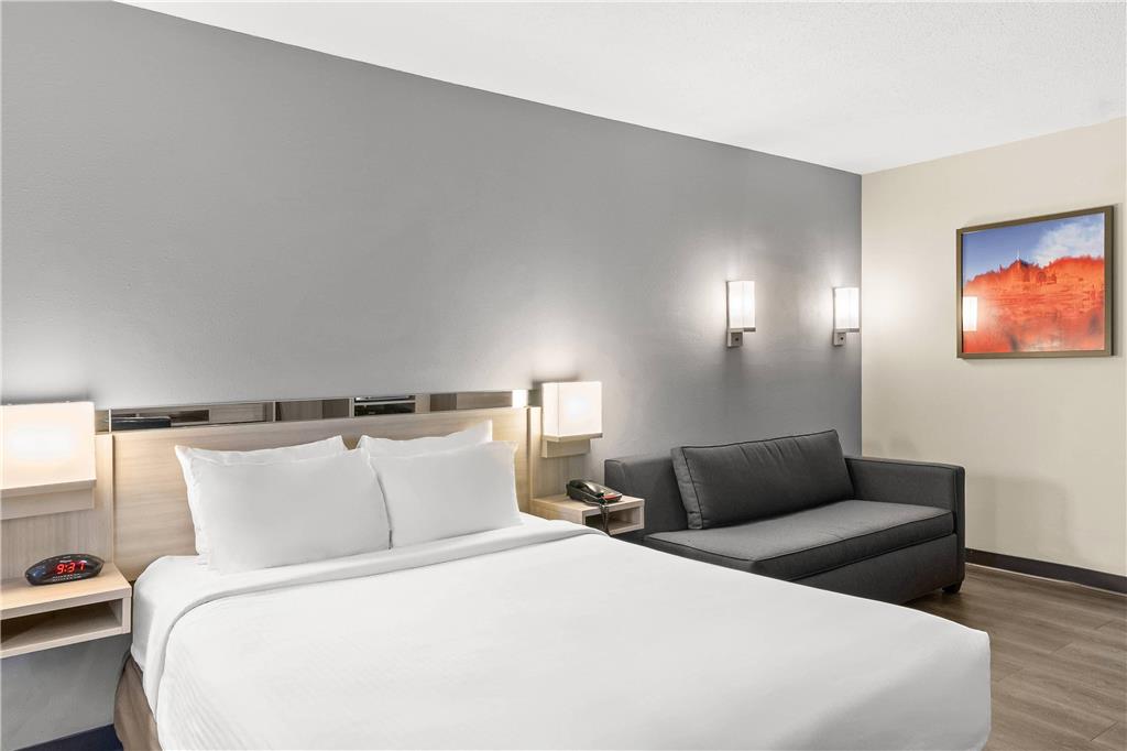 Quality Inn & Suites Nashville Bellevue - photo 23