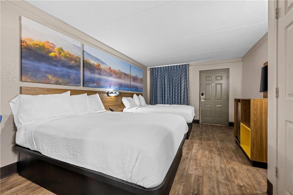 Days Inn by Wyndham Birmingham West - photo 19