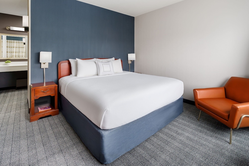 Courtyard by Marriott Sacramento Folsom - photo 10