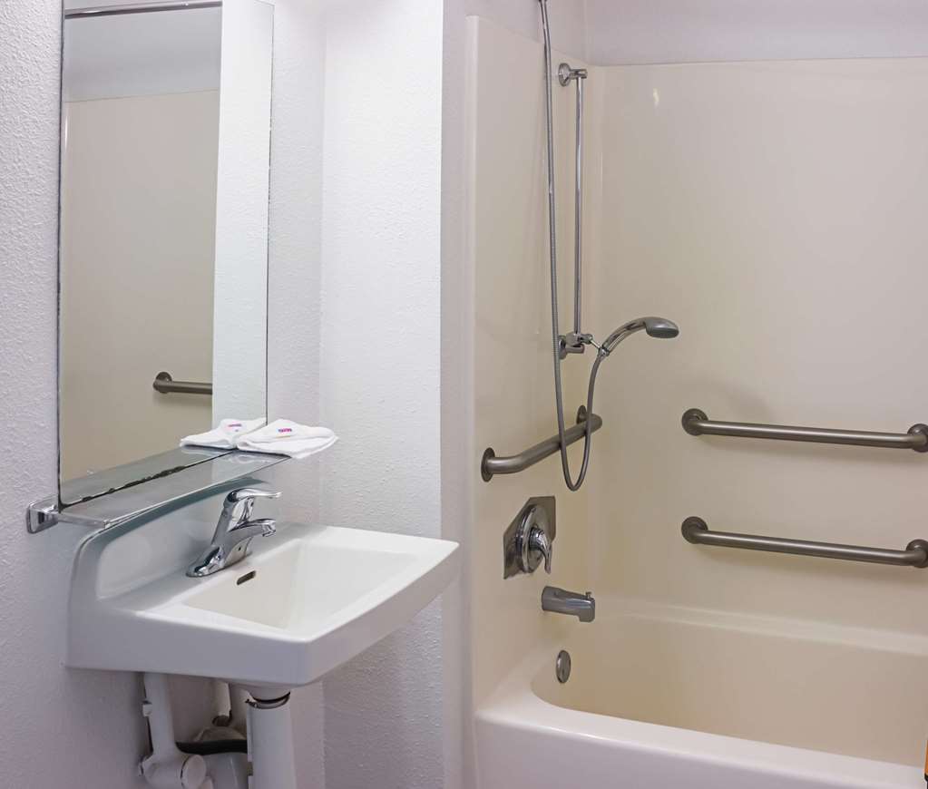 Motel 6 Porterville CA - photo 28