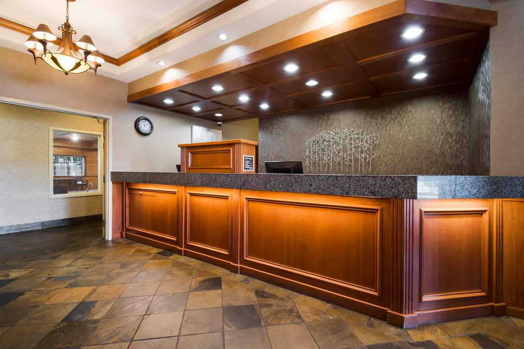 Best Western University Inn & Suites - photo 3