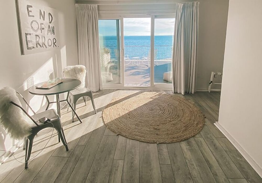 The Surfside Hotel - photo 15