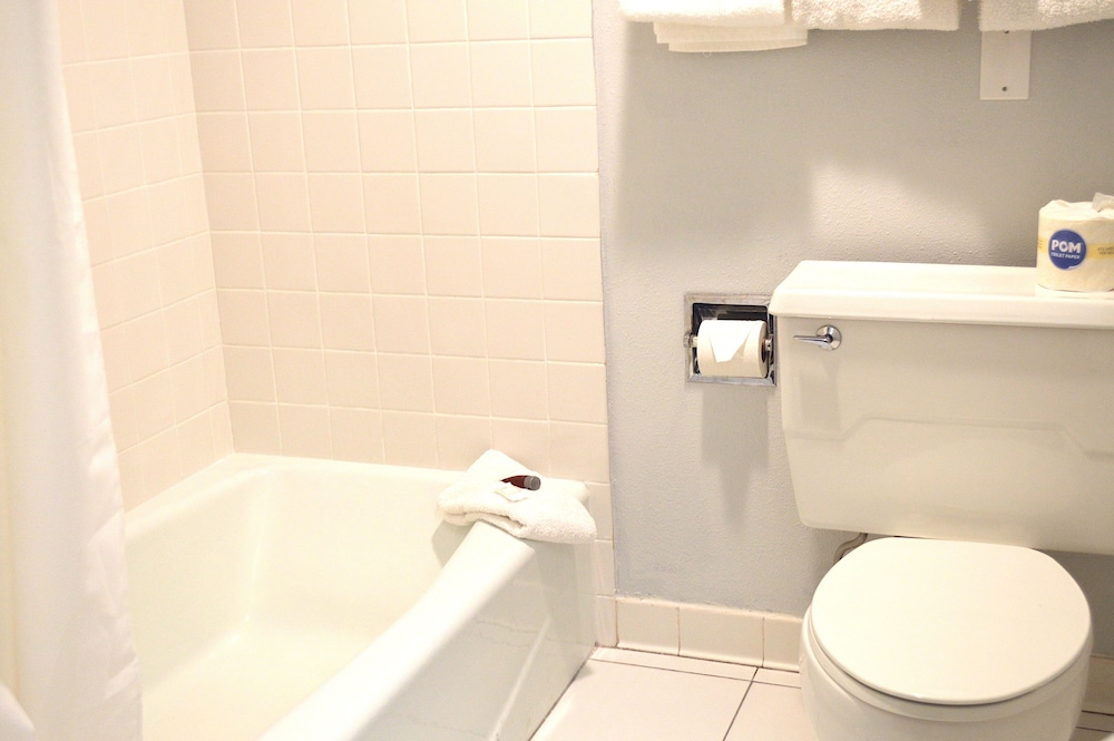 Americas Best Value Inn & Suites St. Cloud - photo 16