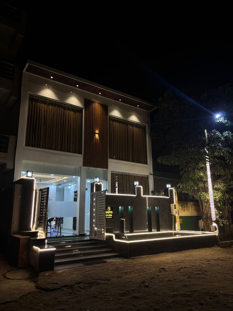 Yati Suites - last minute hotel in Greater Noida