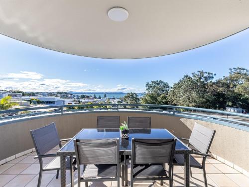 The Landmark 211 Resort Style holiday with pool games room and restaurant — hotel in Tea Gardens