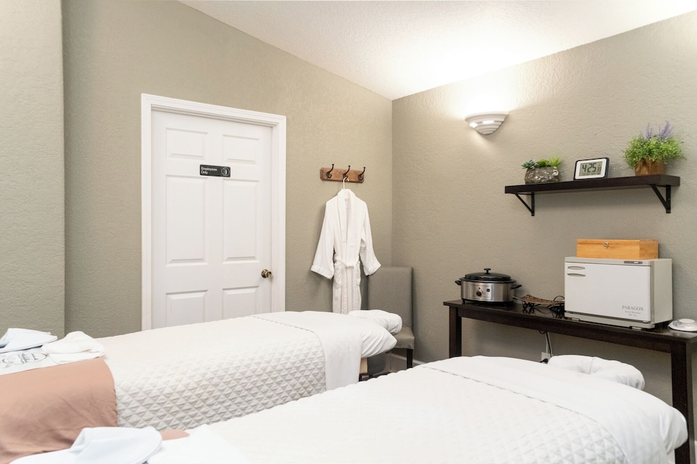 Lake Lure Inn & Spa - photo 41