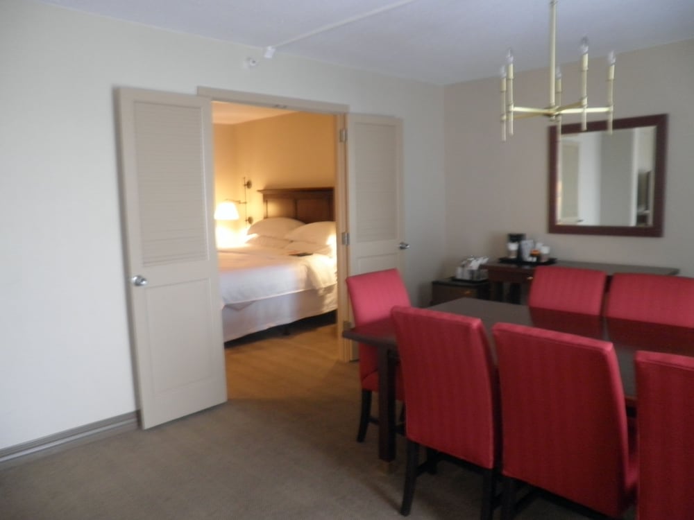 Sheraton Harrisburg Hershey Hotel - photo 16