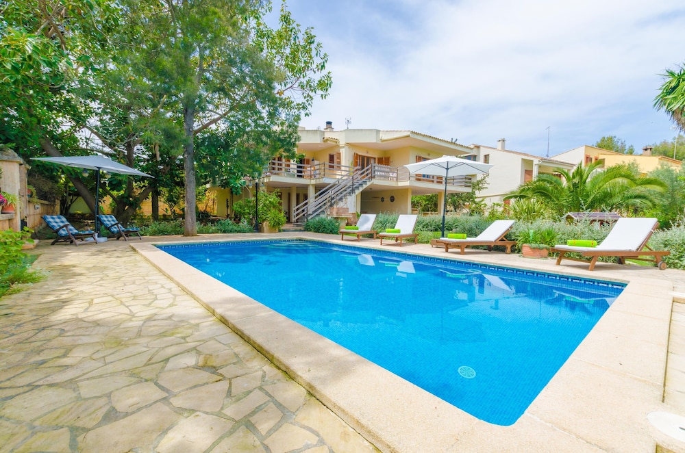 Ca Na Maria — 4-Star Luxury Hotel in Sant Llorenc Des Cardassar, Spain