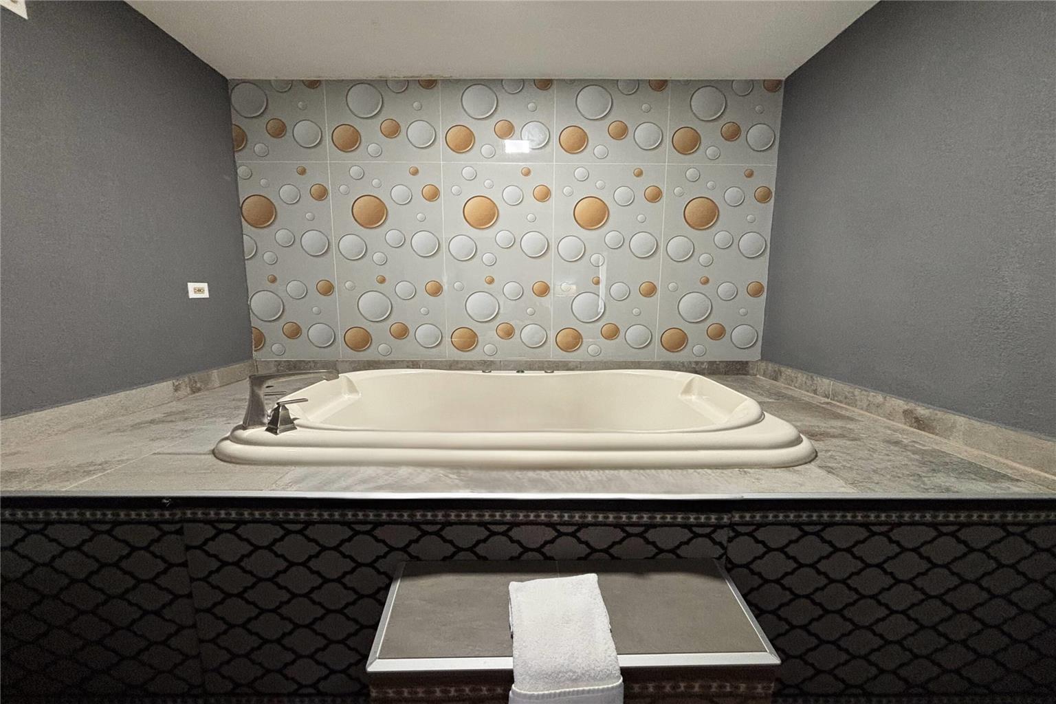 Super 8 by Wyndham Belleville St. Louis Area - photo 23