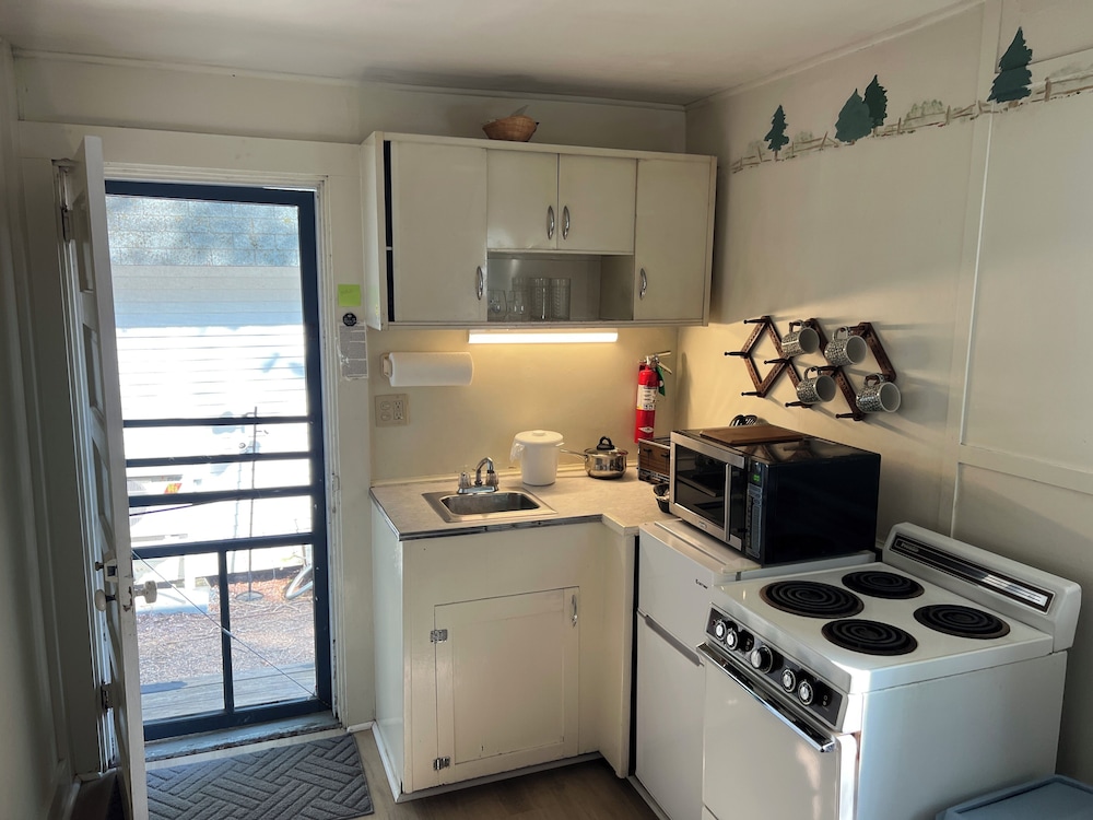 The High Tide Inn - photo 70