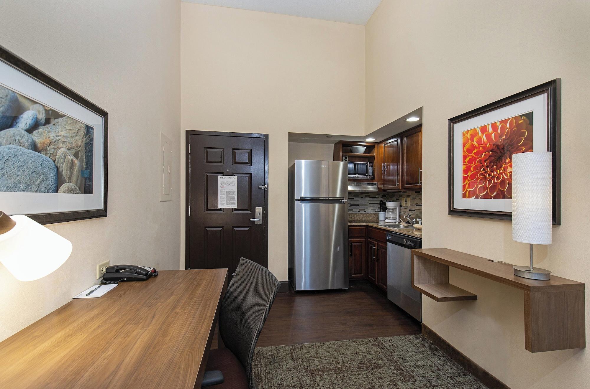 Staybridge Suites Oak Ridge by IHG - photo 16