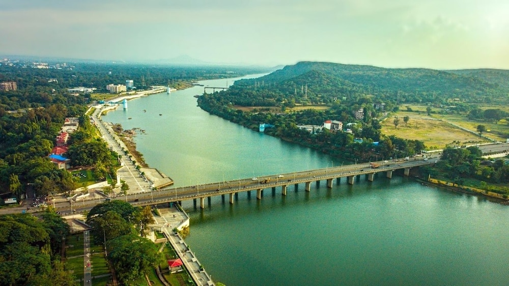Vits Kamats Resort Silvassa — Silvassa