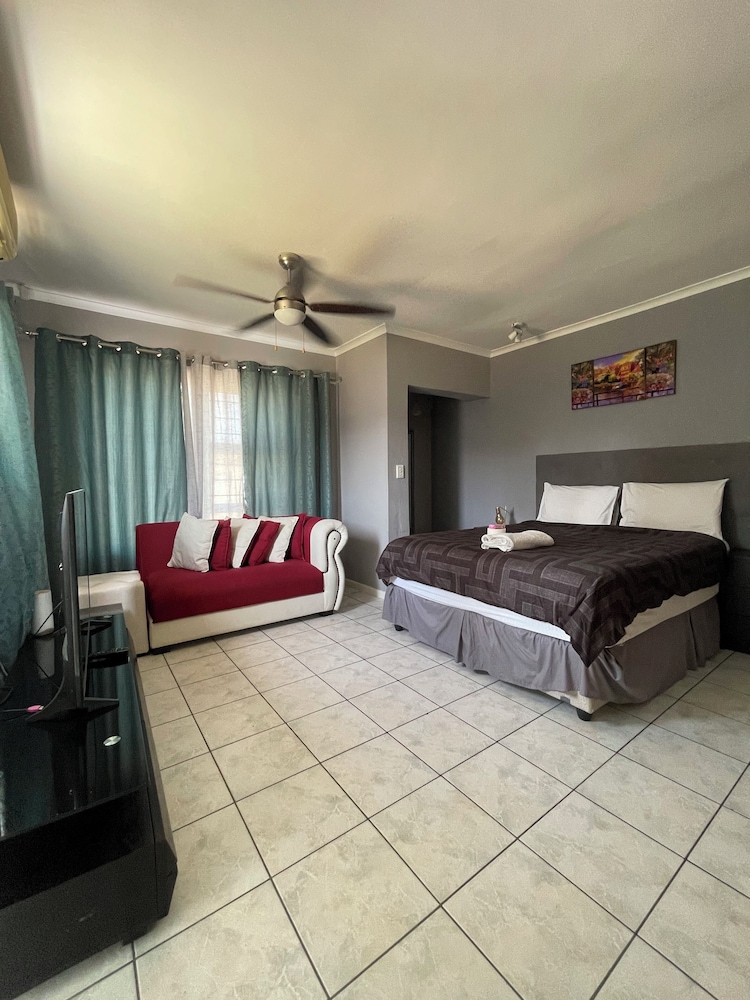 Zoe & Saint - last minute hotel in Cape Town