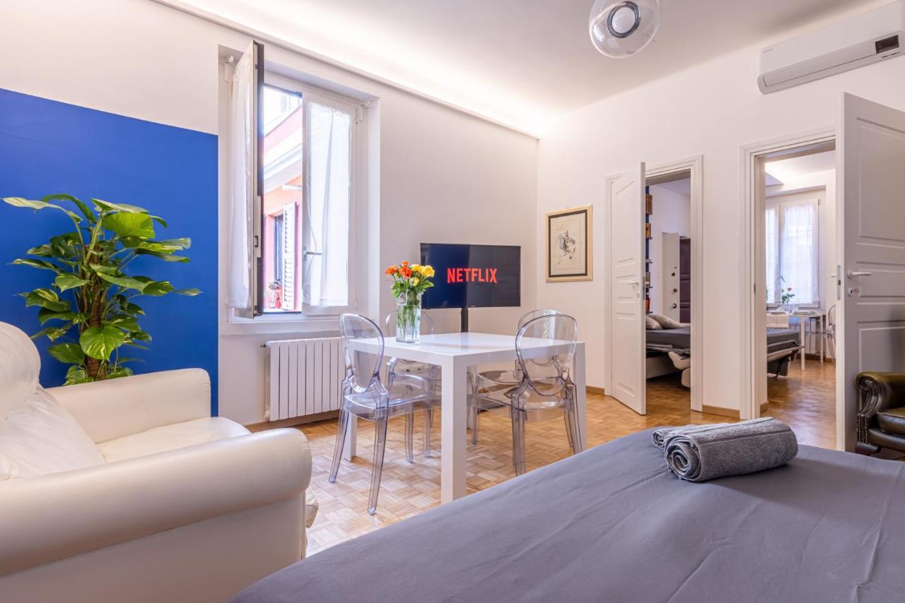 2 Bedroom Apartment Chinatown — 4-Star Luxury Hotel in Milan, Italy