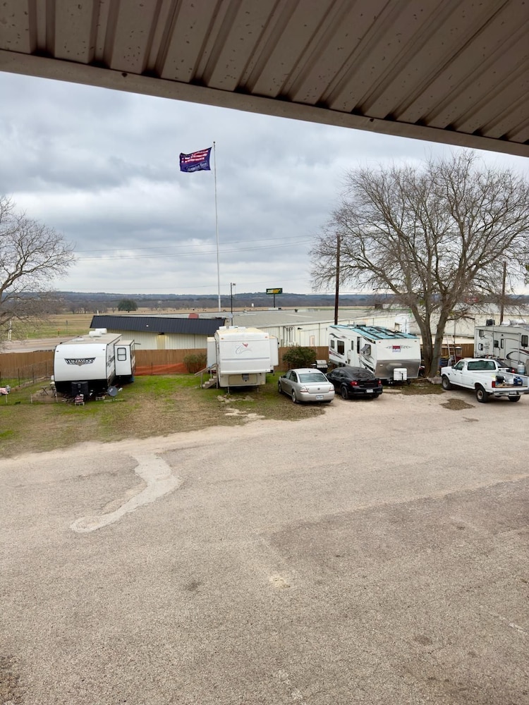American Inn & RV Park - photo 20
